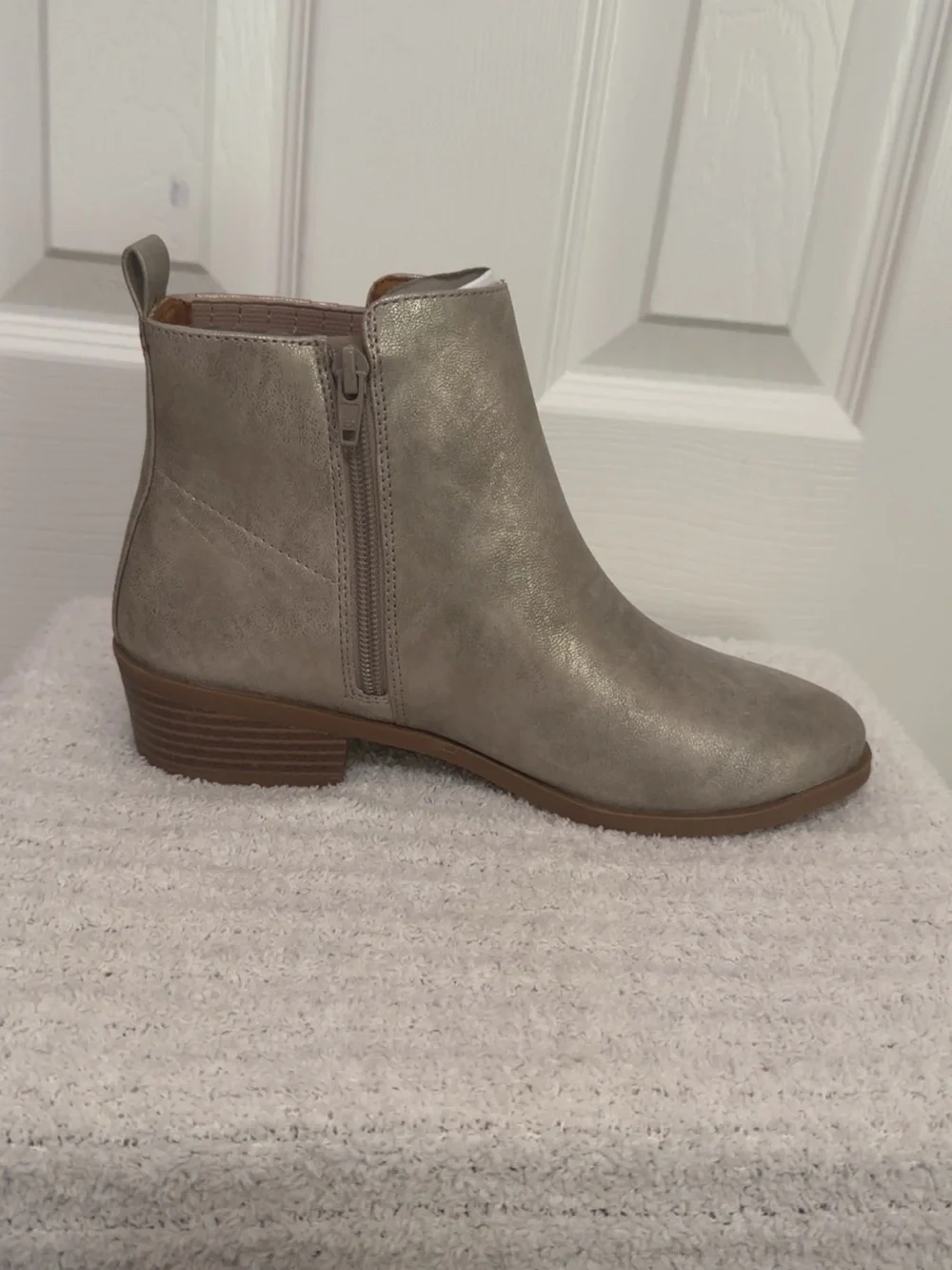 wonder nation Metallic Taupe Chelsea Ankle Boots for Kids